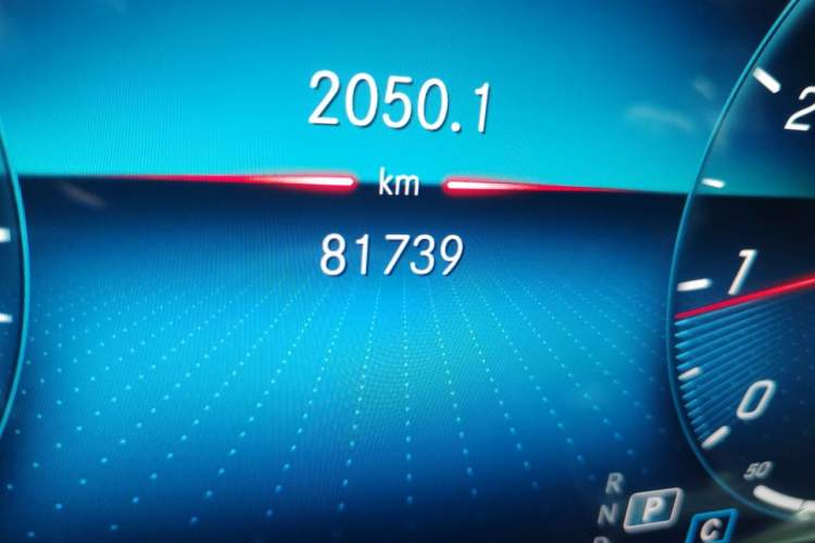 Used Mercedes-Benz E-Class 2022 E 300 L Stylish Model Odometer Close Up