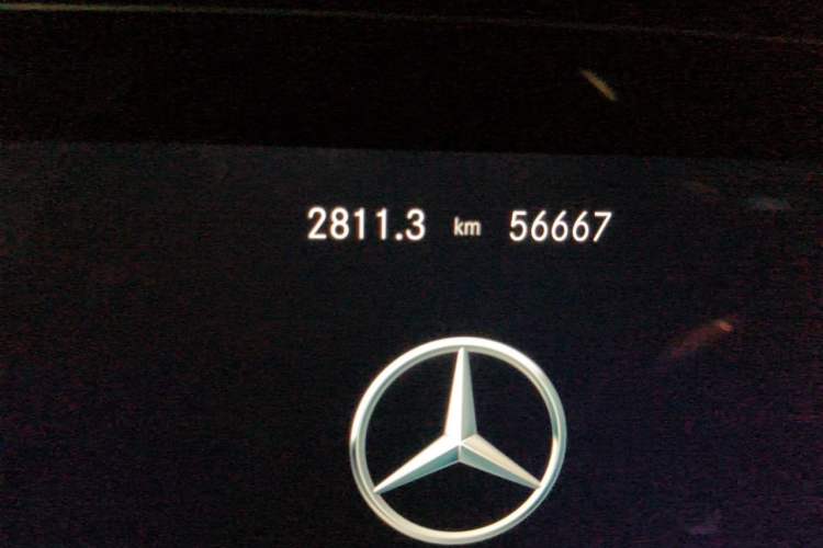 Used Mercedes-Benz E-Class 2022 E 300 L Luxury Model Odometer Close Up