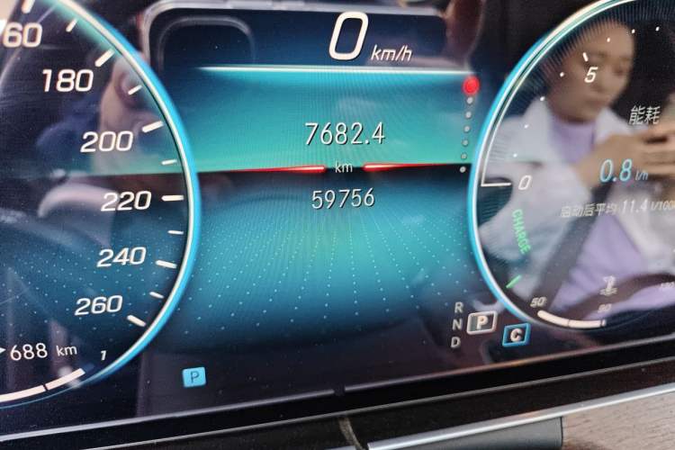 Used Mercedes-Benz E-Class 2022 Second Facelift E 300 L Luxury Edition Odometer Close Up