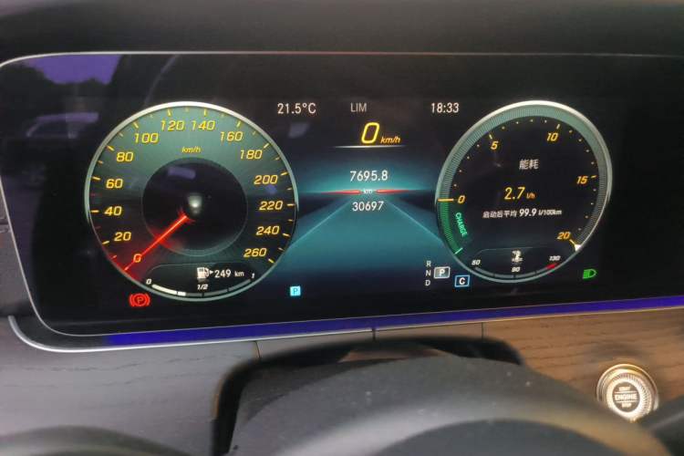 Used Mercedes-Benz E-Class 2022 Second Facelift E 260 L Sport Edition Odometer Close Up
