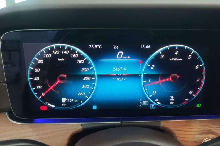 Used Mercedes-Benz E-Class 2022 E 300 L Stylish Model Odometer Close Up