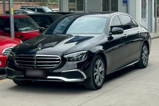 Mercedes-Benz E-Class 2022 Second Facelift E 300 L Sport Luxury Edition usado