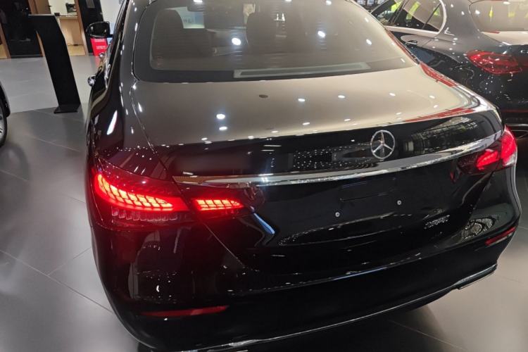 Used Mercedes-Benz E-Class 2022 Updated E 300 L Luxury Edition Rear