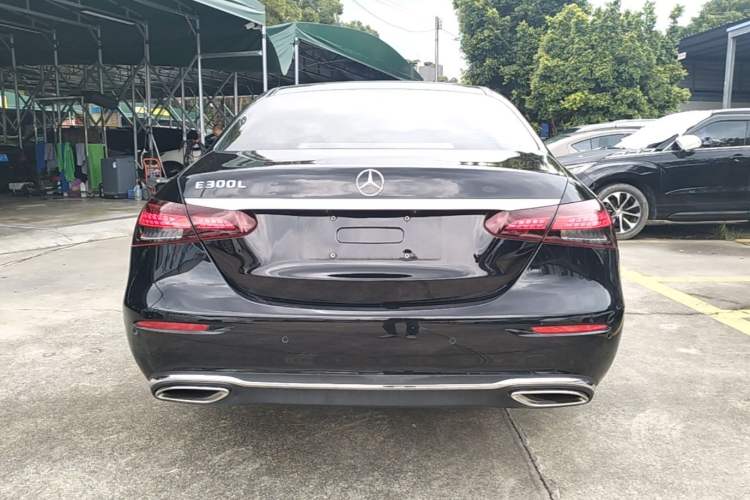 Used Mercedes-Benz E-Class 2022 E 260 L Rear