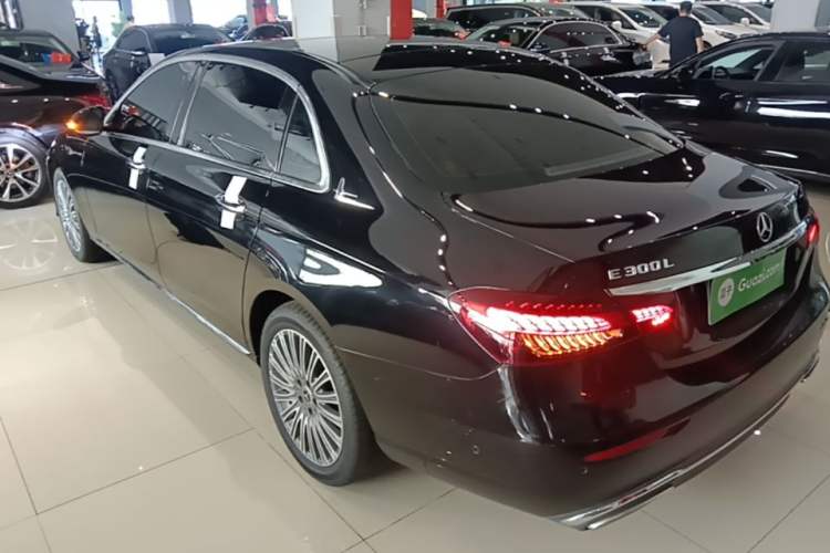Used Mercedes-Benz E-Class 2022 Revised Version E 300 L Luxury Edition Rear Left 45 Deg