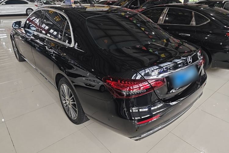Used Mercedes-Benz E-Class 2022 Updated E 260 L Rear Left 45 Deg