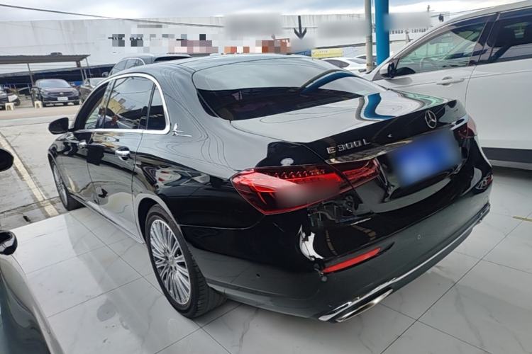 Used Mercedes-Benz E-Class 2022 Revised Version E 300 L Luxury Edition Rear Left 45 Deg