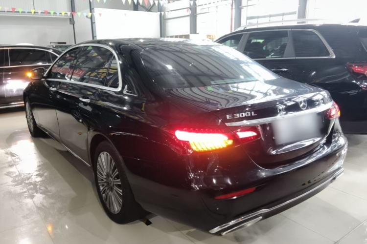 Used Mercedes-Benz E-Class 2022 Revised Version E 300 L Luxury Edition Rear Left 45 Deg