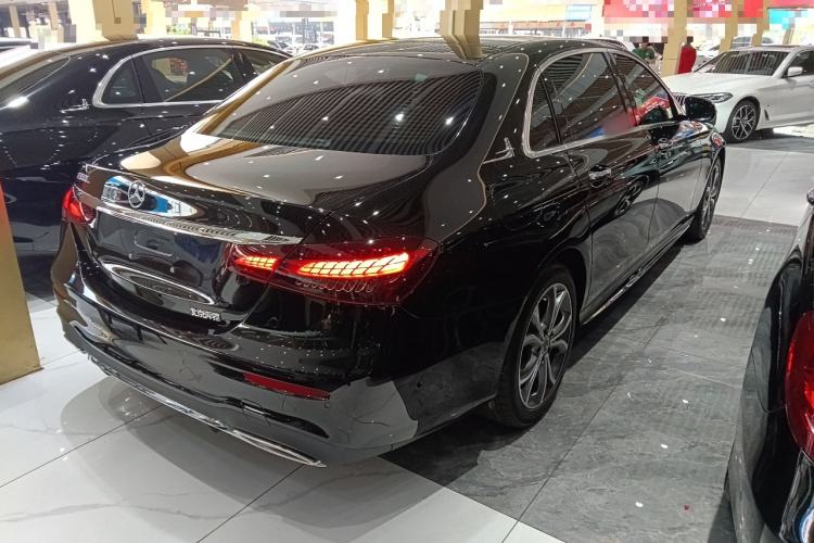 Used Mercedes-Benz E-Class 2022 E 300 L Sport Luxury Edition Rear Right 45 Deg
