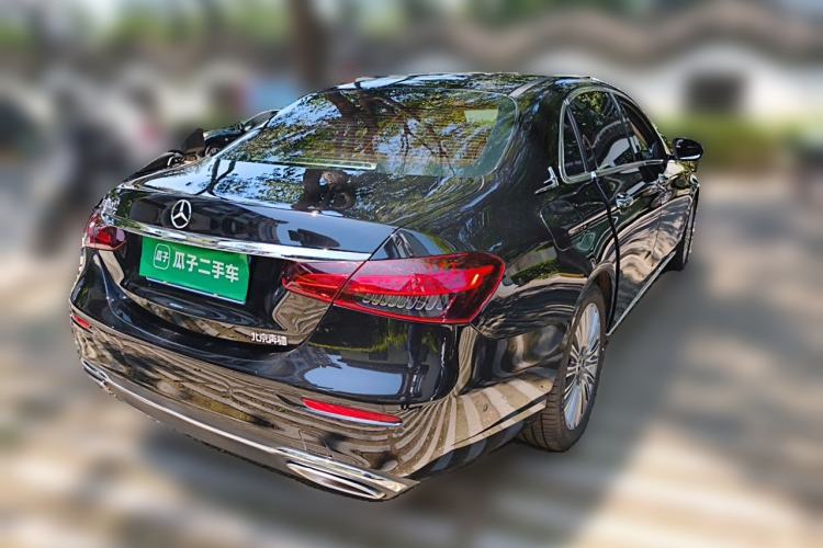 Used Mercedes-Benz E-Class 2022 Revised Version E 300 L Luxury Edition Rear Right 45 Deg