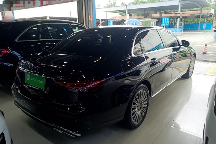 Used Mercedes-Benz E-Class 2022 Revised Version E 300 L Luxury Edition Rear Right 45 Deg