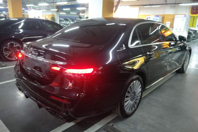 Used Mercedes-Benz E-Class 2022 Updated E 300 L Luxury Edition Rear Right 45 Deg