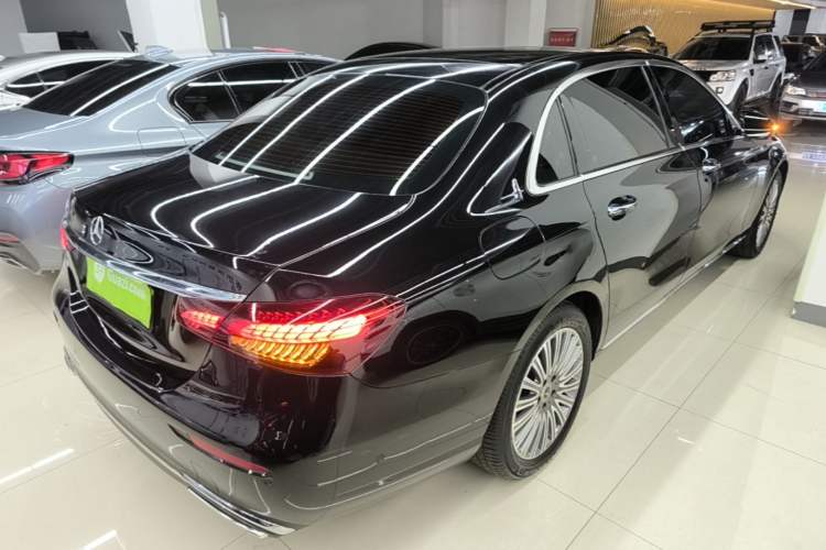 Used Mercedes-Benz E-Class 2022 Updated E 300 L Luxury Edition Rear Right 45 Deg