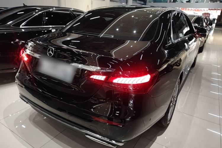 Used Mercedes-Benz E-Class 2022 Revised Version E 300 L Fashion Edition Rear Right 45 Deg