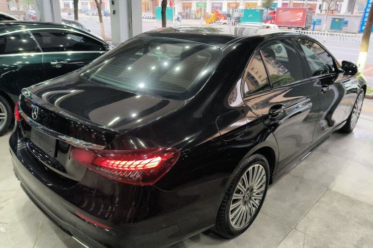 Used Mercedes-Benz E-Class 2022 E 260 Stylish Sports Edition Rear Right 45 Deg