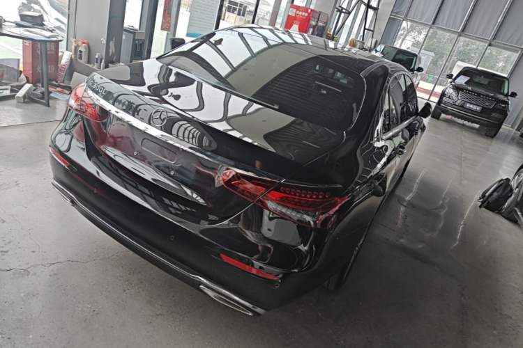 Used Mercedes-Benz E-Class 2022 Revised Version E 300 L Luxury Edition Rear Right 45 Deg