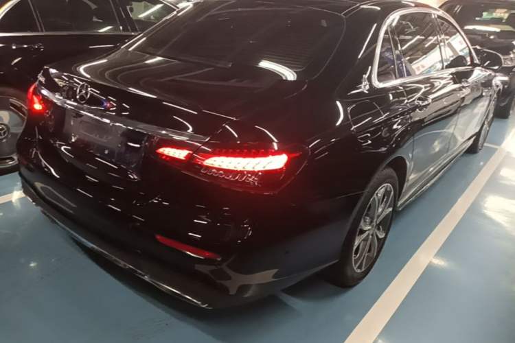 Used Mercedes-Benz E-Class 2022 E 300 L Sporty and Stylish Model Rear Right 45 Deg