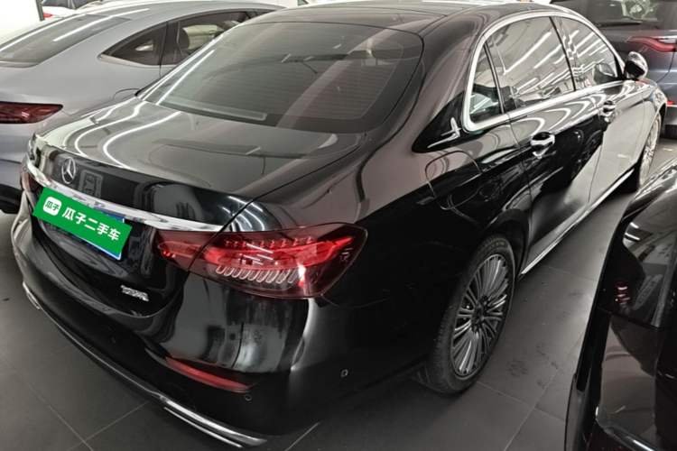 Used Mercedes-Benz E-Class 2022 Revised Version E 300 L Luxury Edition Rear Right 45 Deg