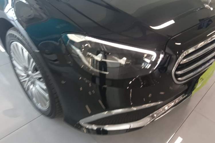 Used Mercedes-Benz E-Class 2022 Revised Version E 300 L Fashion Edition Right Front Headlight