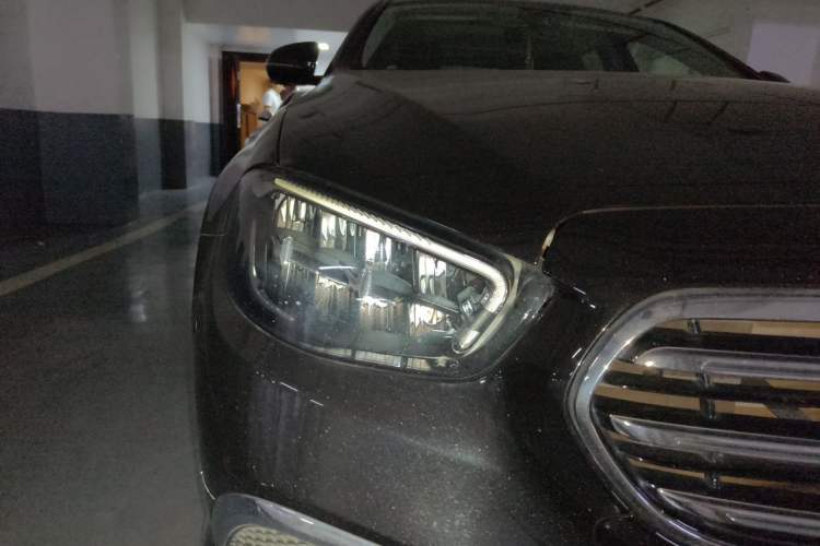 Used Mercedes-Benz E-Class 2022 E 300 L Luxury Model Right Front Headlight