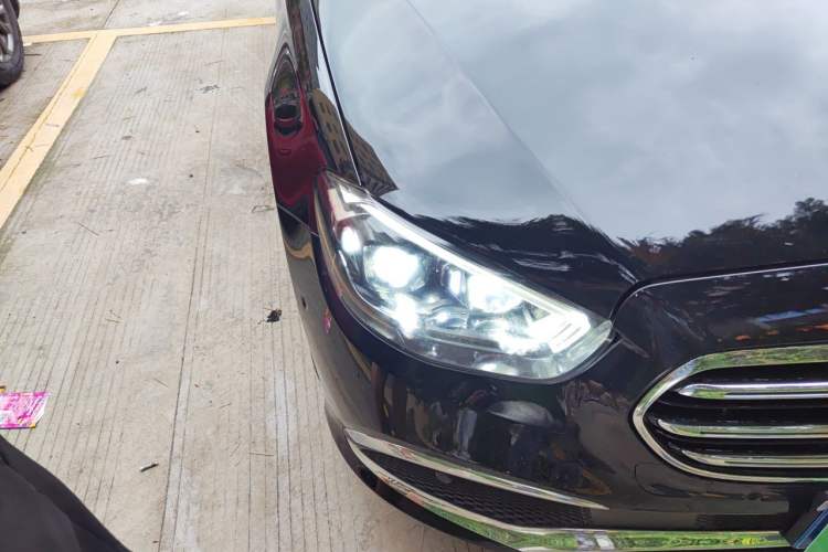 Used Mercedes-Benz E-Class 2022 Revised Version E 300 L Luxury Edition Right Front Headlight