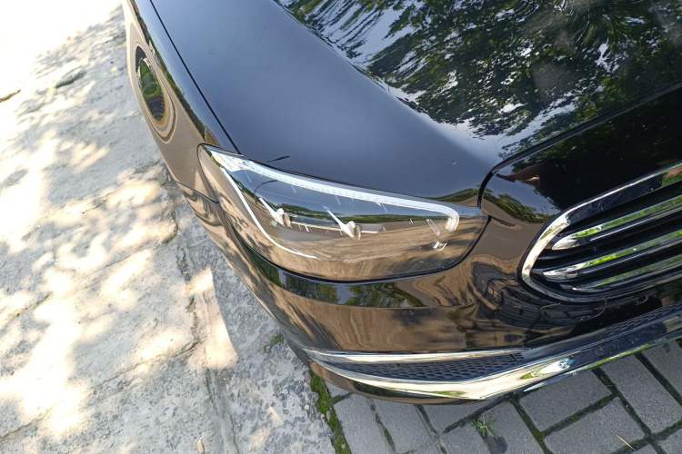 Used Mercedes-Benz E-Class 2022 Second Facelift E 300 L Sport Luxury Edition Right Front Headlight