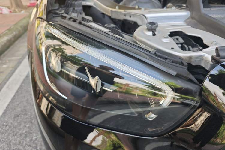 Used Mercedes-Benz E-Class 2022 Revised Version E 300 L Luxury Edition Right Front Headlight