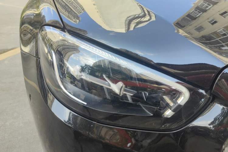 Used Mercedes-Benz E-Class 2022 Revised E 300 L Sport Luxury Edition Right Front Headlight