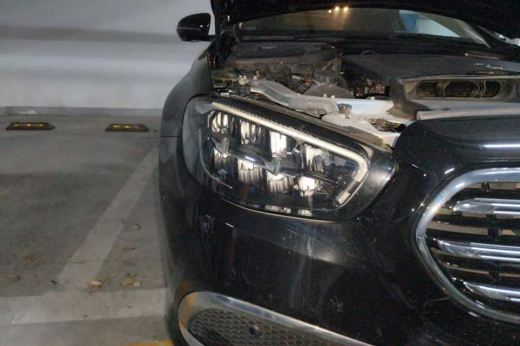 Used Mercedes-Benz E-Class 2022 Revised Version E 300 L Fashion Edition Right Front Headlight