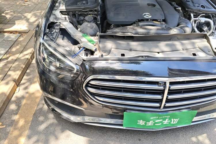 Used Mercedes-Benz E-Class 2022 Updated E 300 L Stylish Edition Right Front Headlight