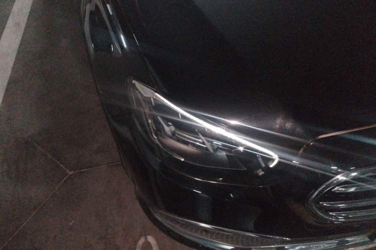 Used Mercedes-Benz E-Class 2022 Updated E 300 L Stylish Edition Right Front Headlight