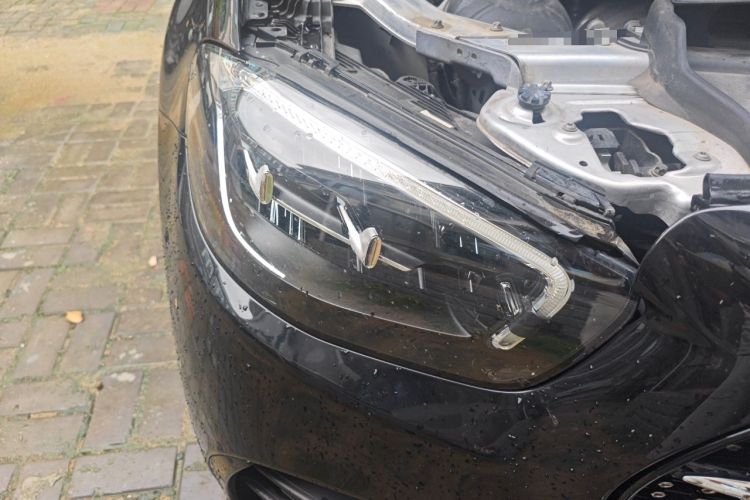 Used Mercedes-Benz E-Class 2022 Revised Version E 300 L Sport Luxury Edition Right Front Headlight