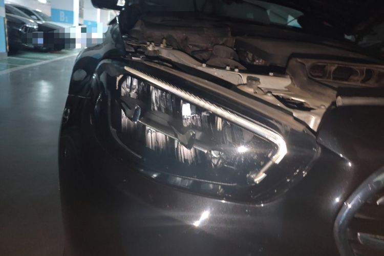 Used Mercedes-Benz E-Class 2022 Second Facelift E 300 L Fashion Edition Right Front Headlight
