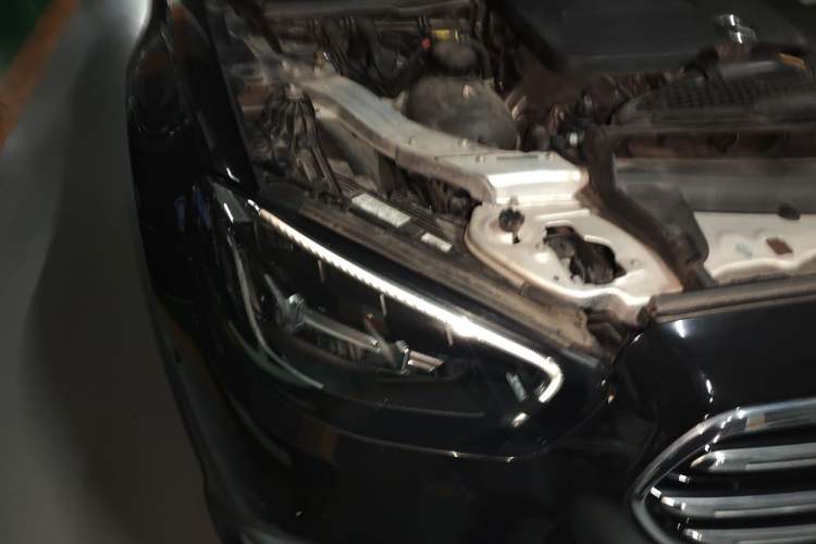 Used Mercedes-Benz E-Class 2022 Updated E 260 L Right Front Headlight