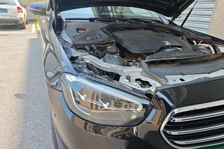 Used Mercedes-Benz E-Class 2022 E 300 L Stylish Model Right Front Headlight