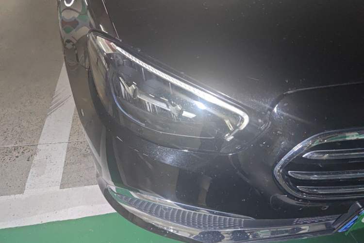 Used Mercedes-Benz E-Class 2022 Second Facelift E 300 L Fashion Edition Right Front Headlight