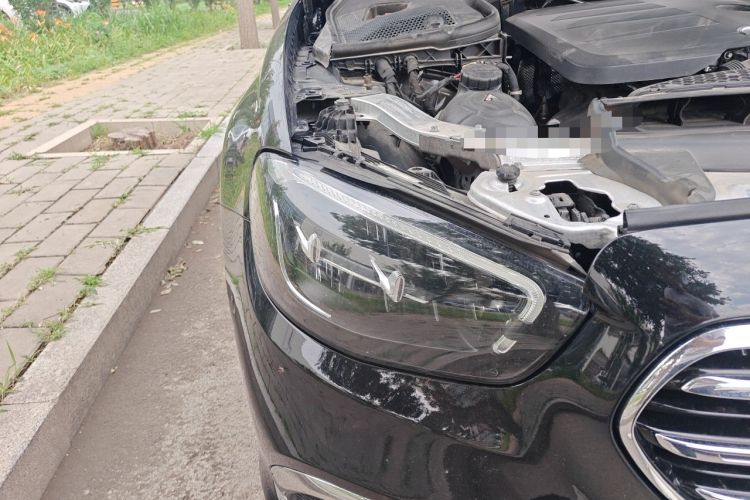 Used Mercedes-Benz E-Class 2022 Updated E 300 L Luxury Edition Right Front Headlight