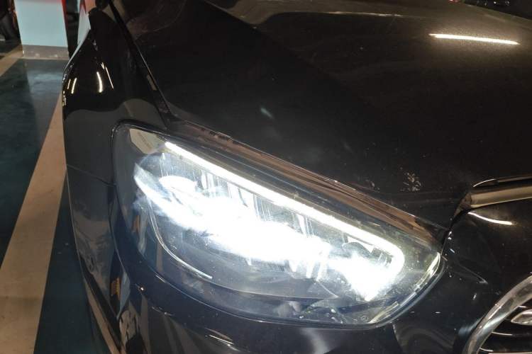 Used Mercedes-Benz E-Class 2022 Second Facelift E 300 L Fashion Edition Right Front Headlight