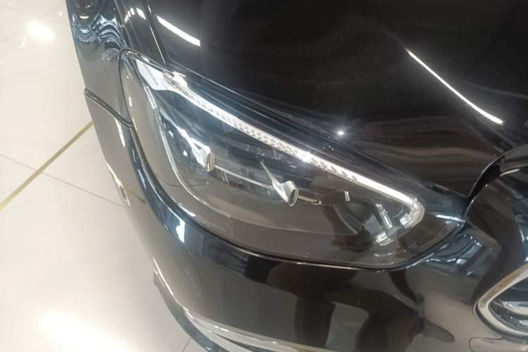 Used Mercedes-Benz E-Class 2022 E 260 L Right Front Headlight
