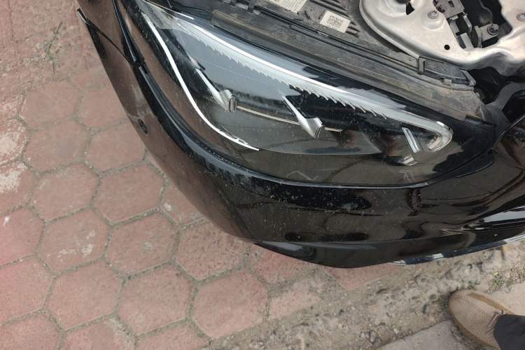 Used Mercedes-Benz E-Class 2022 Revised Version E 300 L Sport Luxury Edition Right Front Headlight