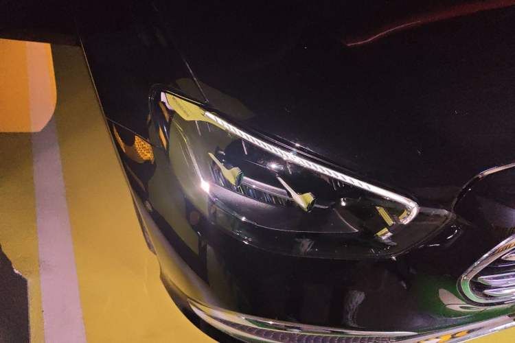 Used Mercedes-Benz E-Class 2022 Second Facelift E 260 L Right Front Headlight
