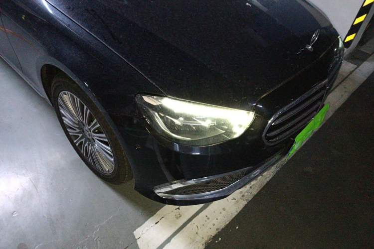 Used Mercedes-Benz E-Class 2022 Updated E 300 L Stylish Edition Right Front Headlight