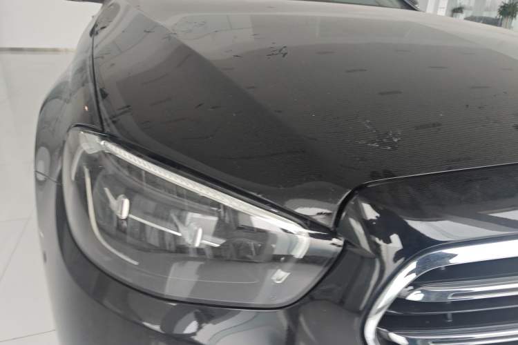 Used Mercedes-Benz E-Class 2022 Updated E 300 L Luxury Edition Right Front Headlight