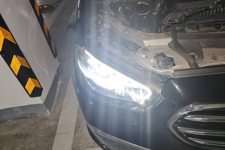 Used Mercedes-Benz E-Class 2022 Second Facelift E 260 L Right Front Headlight