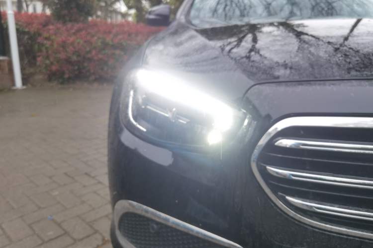 Used Mercedes-Benz E-Class 2022 E 300 L Stylish Model Right Front Headlight