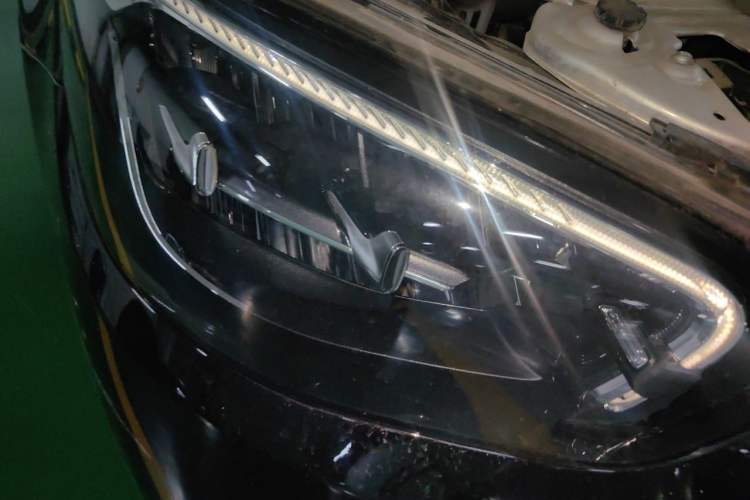 Used Mercedes-Benz E-Class 2022 Revised Version E 300 L Luxury Edition Right Front Headlight