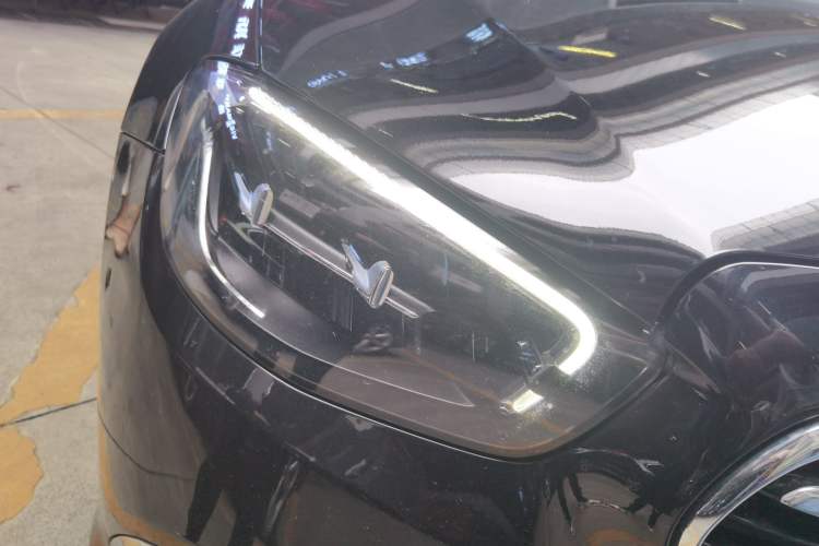 Used Mercedes-Benz E-Class 2022 E 300 L Stylish Model Right Front Headlight