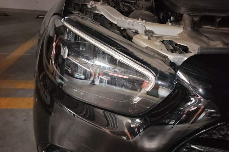 Used Mercedes-Benz E-Class 2022 Second Facelift E 300 L Sport Luxury Edition Right Front Headlight