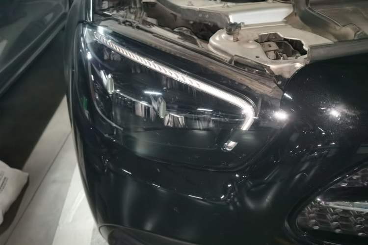Used Mercedes-Benz E-Class 2022 E 260 L Sport Edition Right Front Headlight