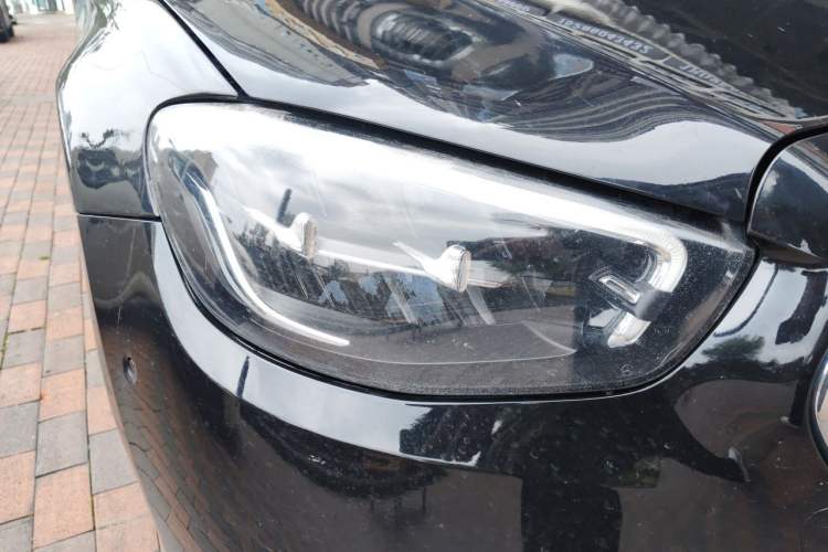 Used Mercedes-Benz E-Class 2022 Second Facelift E 300 L Luxury Edition Right Front Headlight